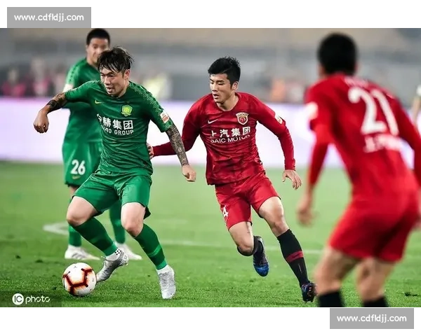 国安vs上港球票开售引发抢票热潮这场焦点大战你准备好现场见证了吗